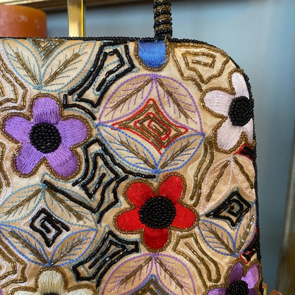 Evening Bag Hand Beaded and Embroidered with Gold Silk Lining - Picture 2 of 9